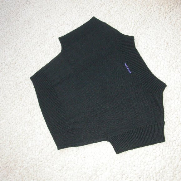 DKNY Black Short Sleeved Crop Pullover - Picture 9 of 9